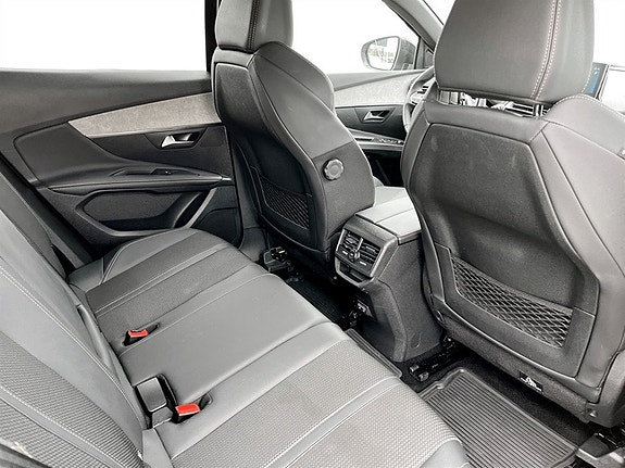 Peugeot 3008 12 of 15