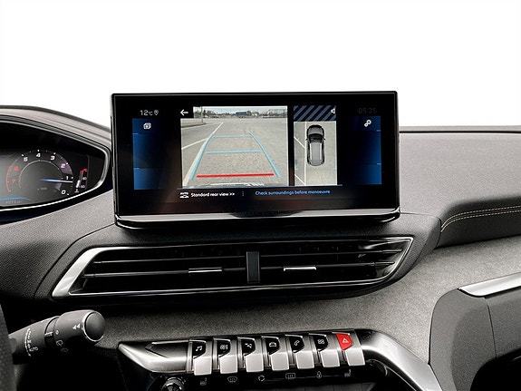 Peugeot 3008 9 of 15