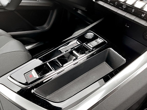 Peugeot 3008 10 of 15