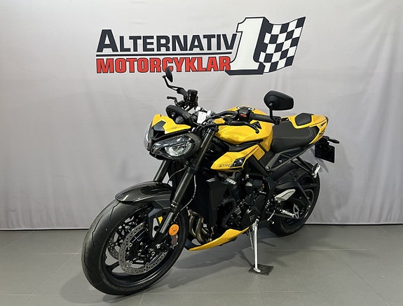 Triumph Street TRIPLE RS 5 of 5