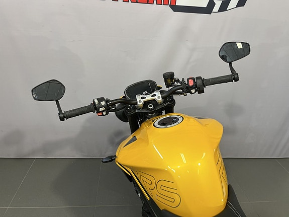 Triumph Street TRIPLE RS 14 of 16