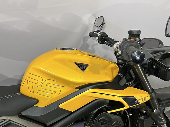 Triumph Street TRIPLE RS 9 of 16