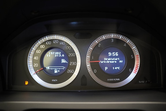 Volvo V60 11 of 19