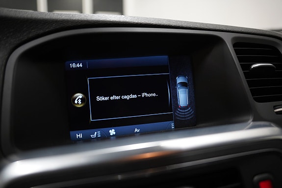 Volvo V60 13 of 19