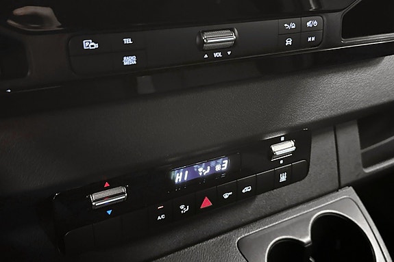 Mercedes-Benz Sprinter 412 14 of 19