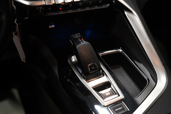 Peugeot 3008 12 of 18