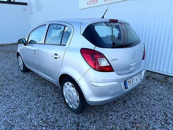 Opel Corsa 3 of 5
