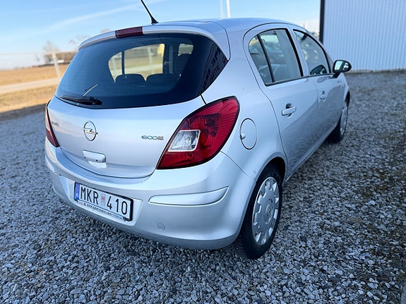 Opel Corsa 4 of 5