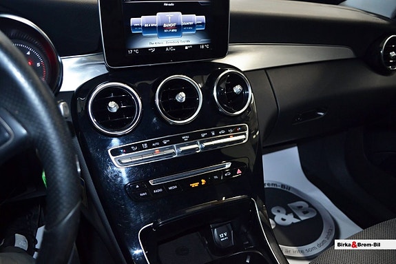 Mercedes-Benz C220 d 10 of 14