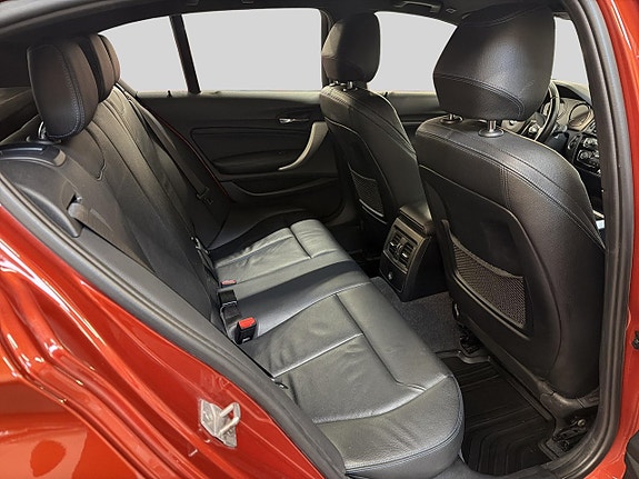 BMW 118d 14 of 25