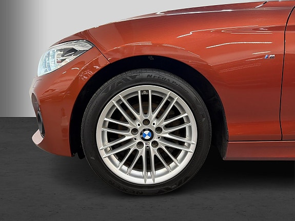 BMW 118d 17 of 25
