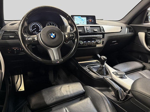 BMW 118d 16 of 25