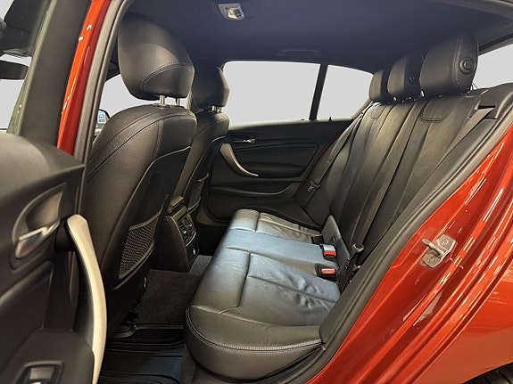 BMW 118d 11 of 25