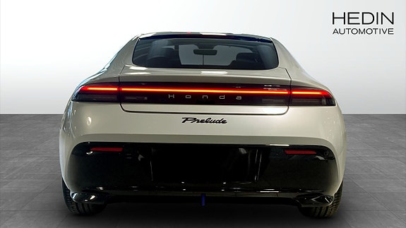Honda Prelude 7 of 12