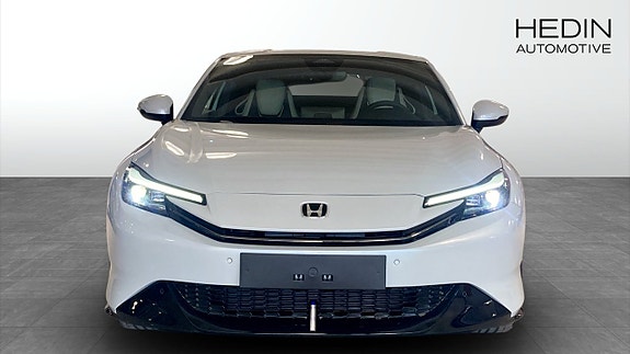 Honda Prelude 8 of 12
