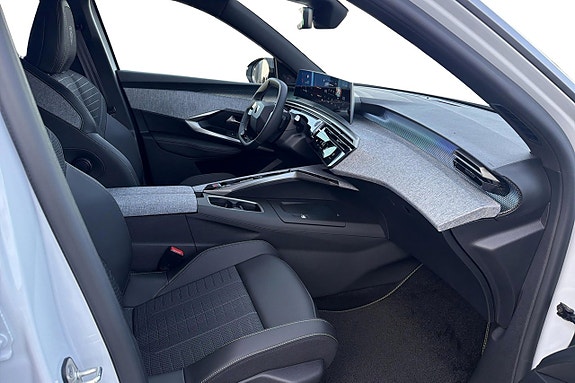 Peugeot 5008 11 of 25