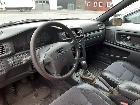 Volvo V70 6 of 7