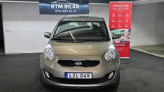 Kia Venga 2 of 5