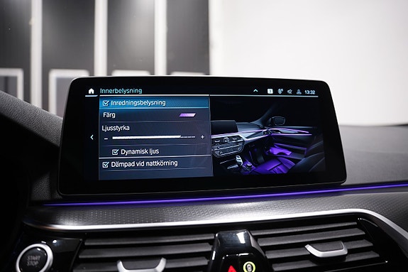 BMW 530e 18 of 24