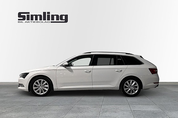 Skoda Superb 3 of 5