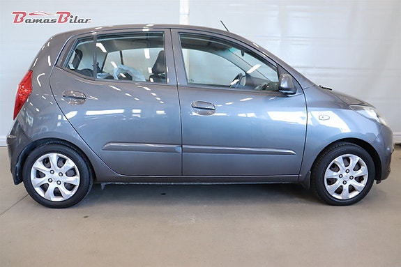 Hyundai i10 6 of 18