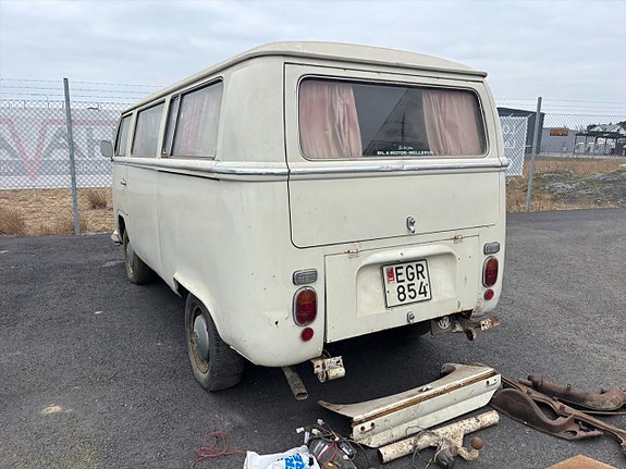 Volkswagen Buss 9 of 27
