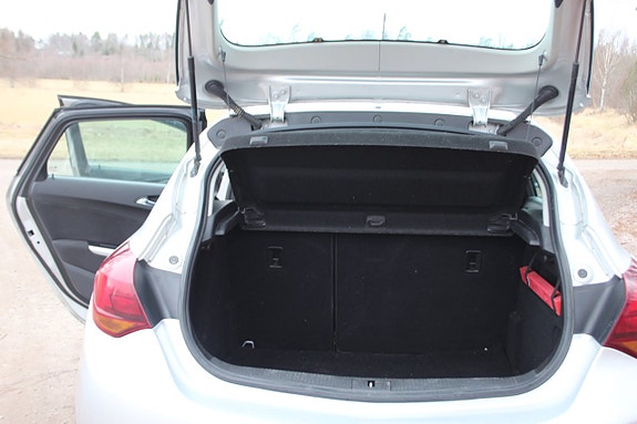Opel Astra 10 of 10