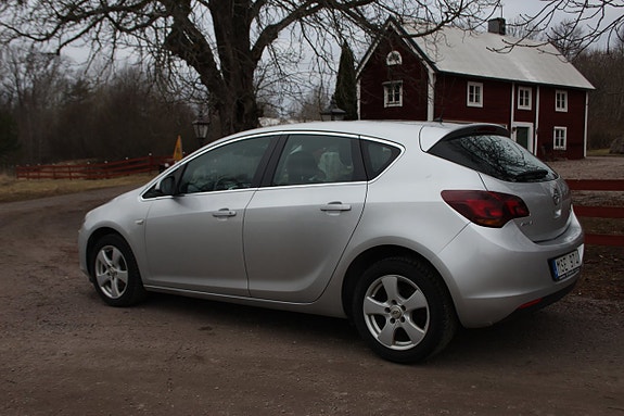 Opel Astra 5 of 5