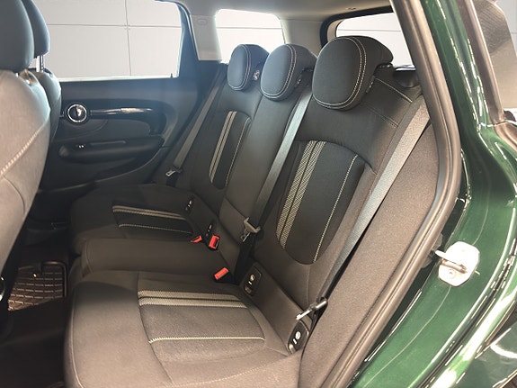 MINI Clubman Cooper S 12 of 24