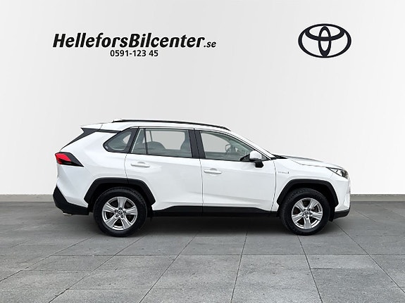 Toyota RAV4 17 of 20