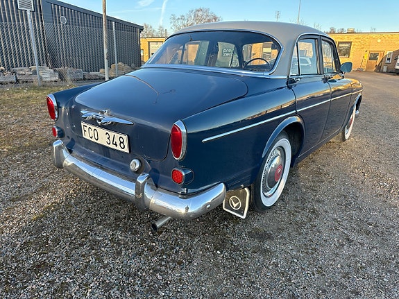 Volvo Amazon 4 of 5