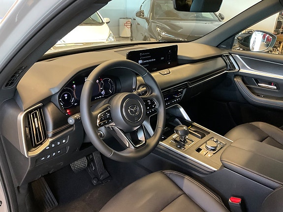 Mazda CX-60 7 of 13