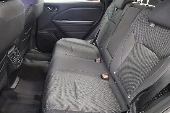 Subaru Forester 8 of 17