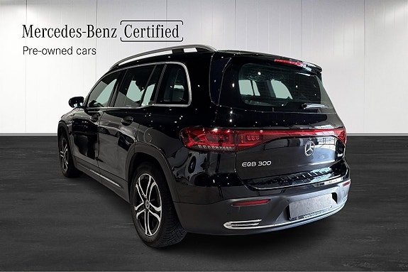 Mercedes-Benz EQB300 3 of 5