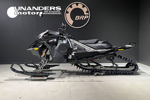 Lynx Shredder RE 3700 850 E-TEC Turbo R DEMOFYND SOMMARPRIS 9 of 10