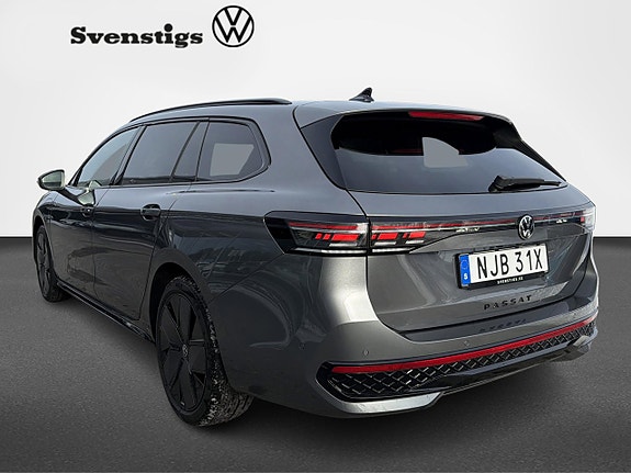 Volkswagen Passat 3 of 5