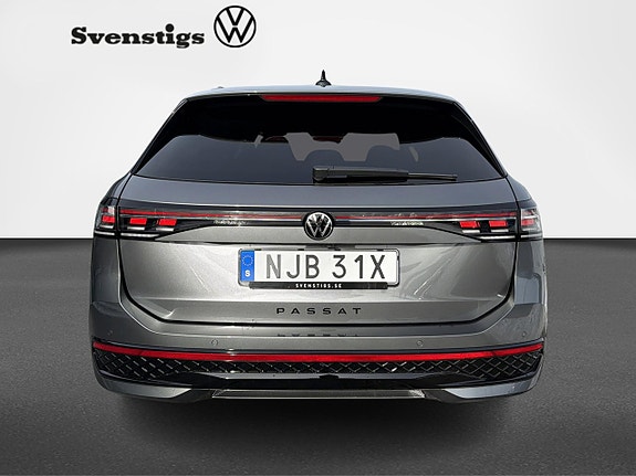 Volkswagen Passat 4 of 5