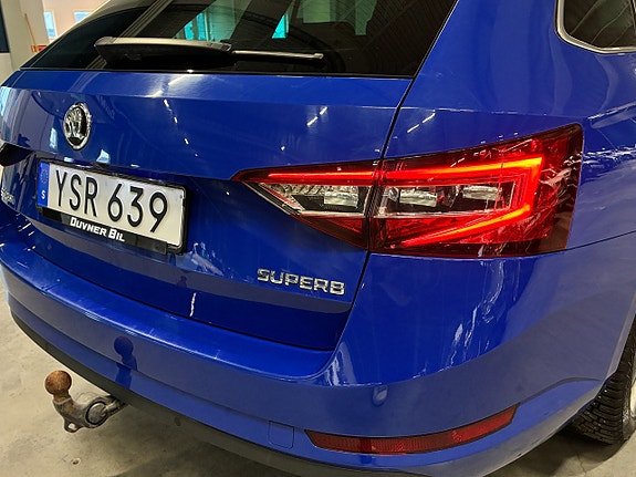 Skoda Superb 10 of 30