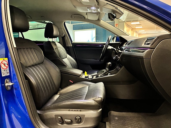Skoda Superb 14 of 30