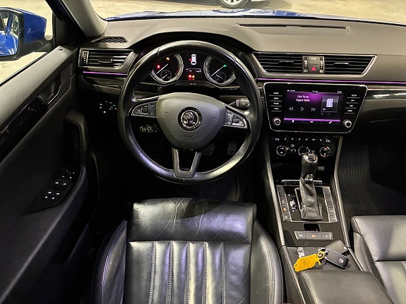 Skoda Superb 21 of 30