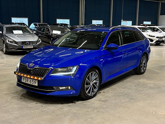 Skoda Superb 7 of 30