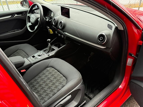 Audi A3 10 of 15