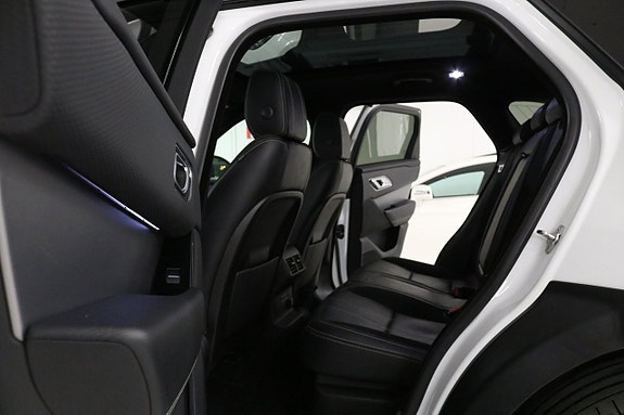 Land Rover Range Rover Velar 21 of 30