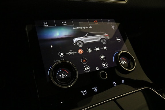 Land Rover Range Rover Velar 30 of 30