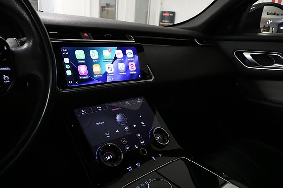 Land Rover Range Rover Velar 29 of 30
