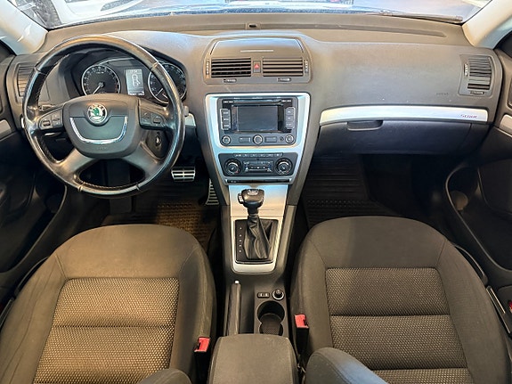 Skoda Octavia Scout 10 of 14