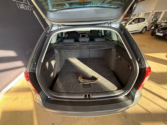 Skoda Octavia Scout 11 of 14