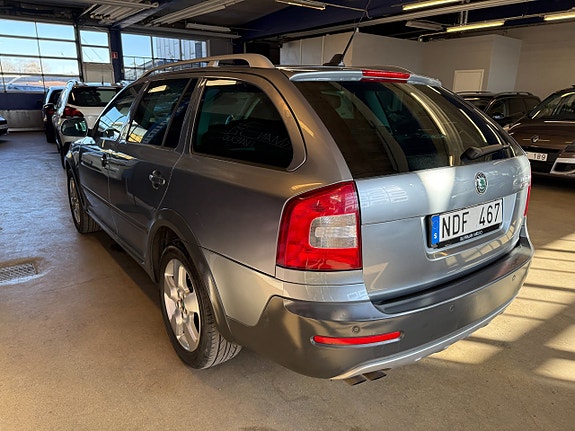 Skoda Octavia Scout 5 of 5