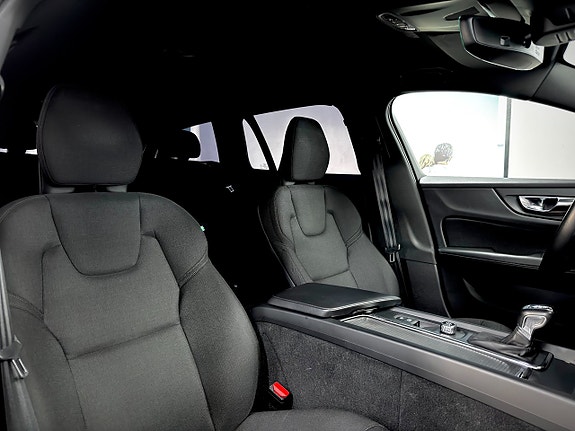 Volvo V60 7 of 15