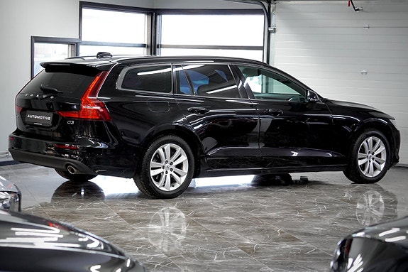 Volvo V60 5 of 15